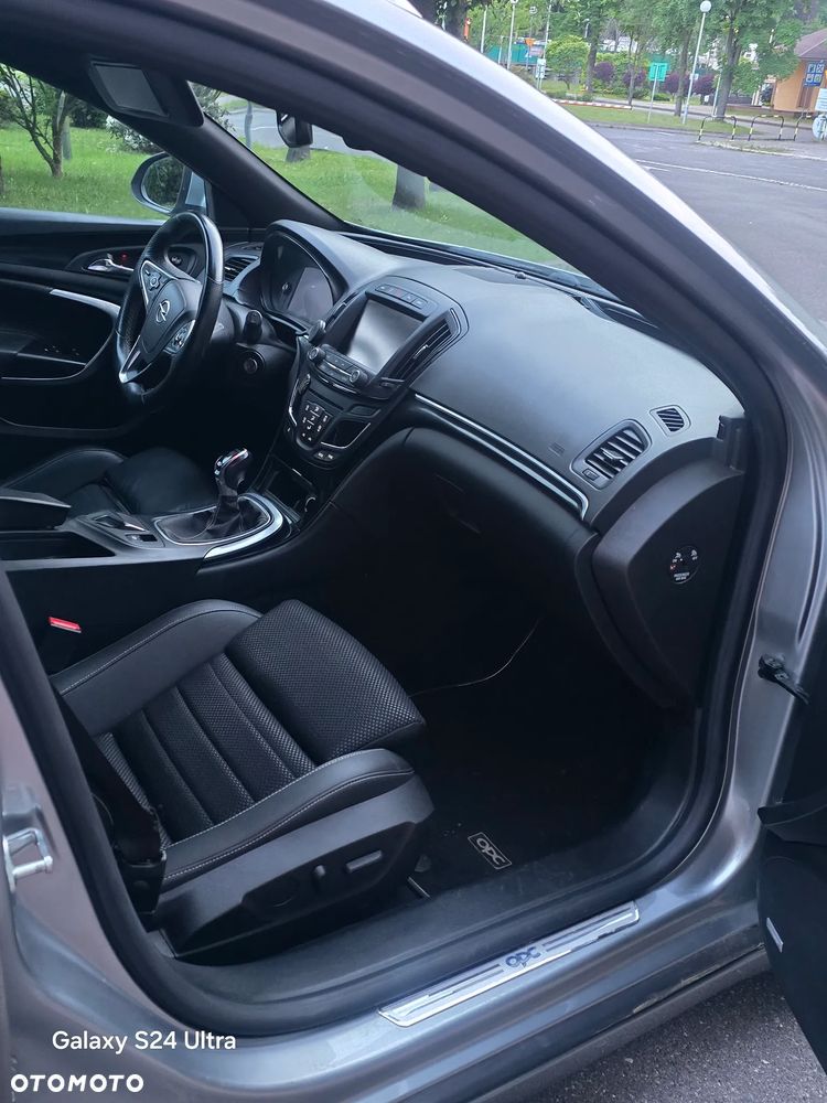 Opel Insignia 2.8 T V6 OPC - 10