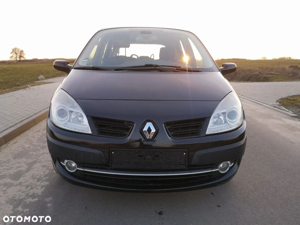 Renault Grand Scenic 2.0 16V Luxe Privilege - 17