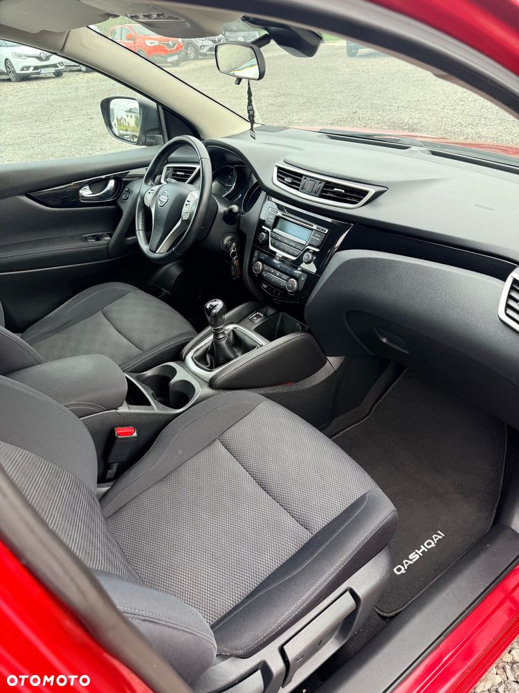 Nissan Qashqai 1.2 DIG-T N-Vision - 8