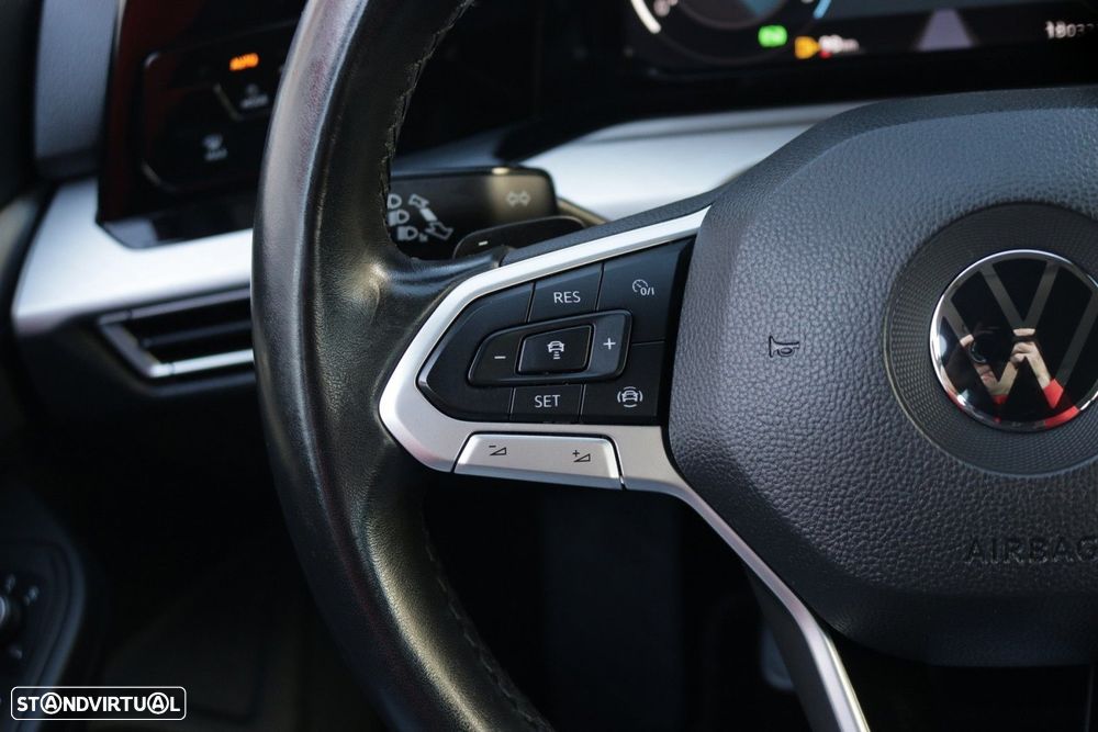 VW Golf Variant 2.0 TDi Life DSG - 36