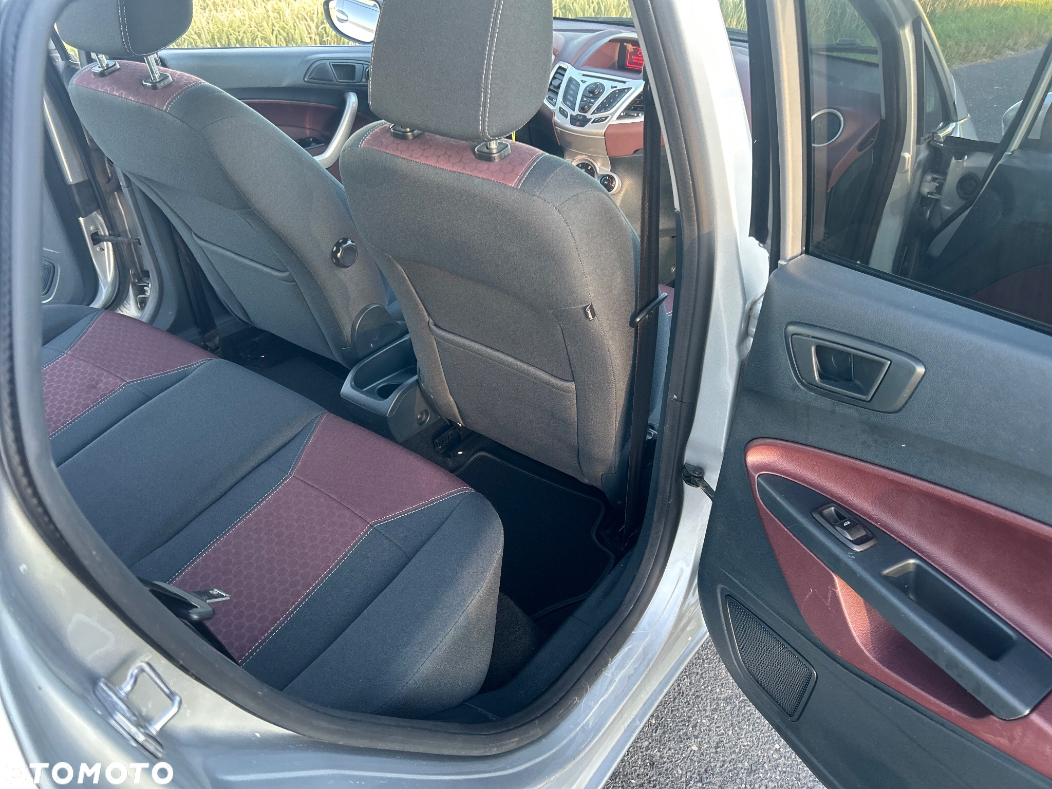 Ford Fiesta 1.4 Titanium - 14