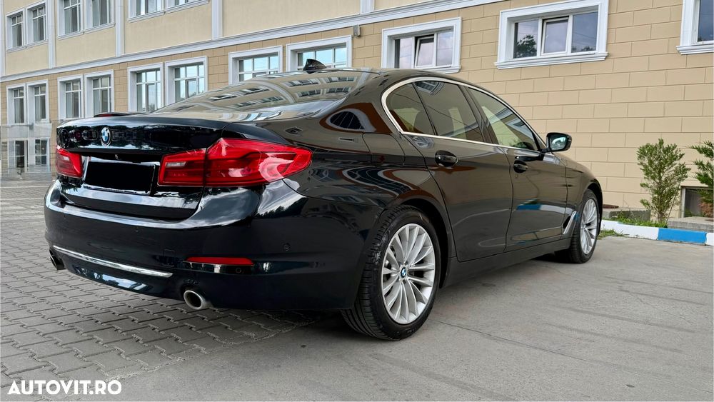 BMW Seria 5 520i AT - 8