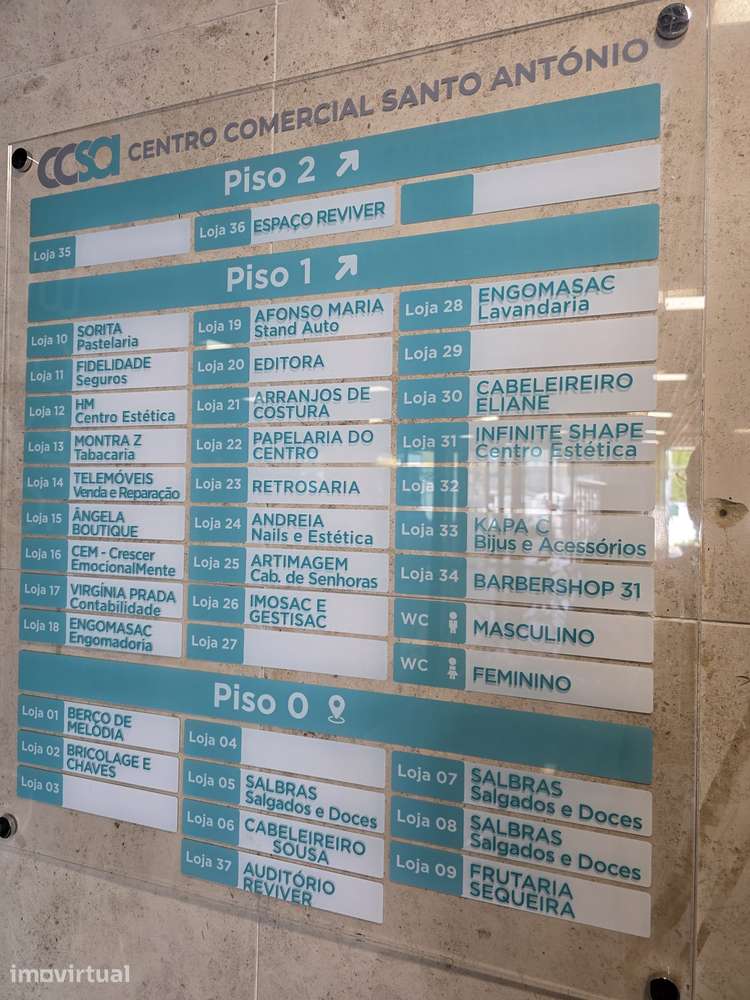 Loja Centro Comercial Santo António dos Cavaleiros - Grande imagem: 3/3