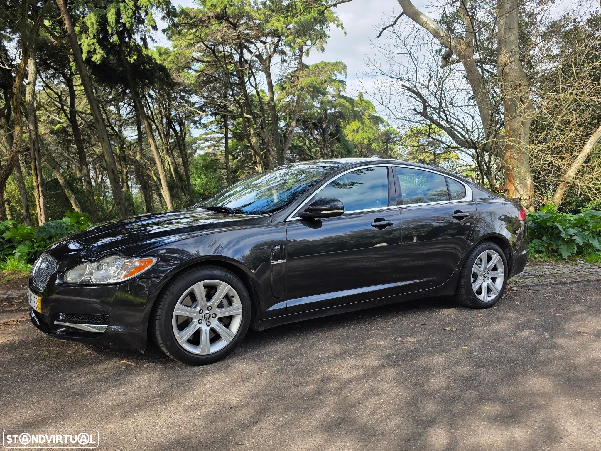 Jaguar XF 3.0 D V6 Luxury - 1