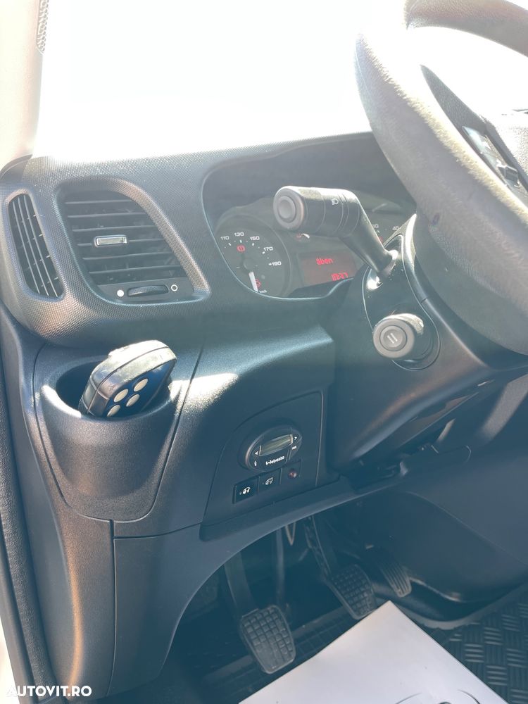Iveco Daily 35S17 3.0D KOFFER LIFT - 27