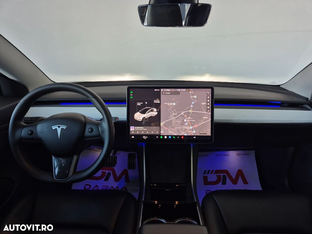 Tesla Model 3 Performance - 11