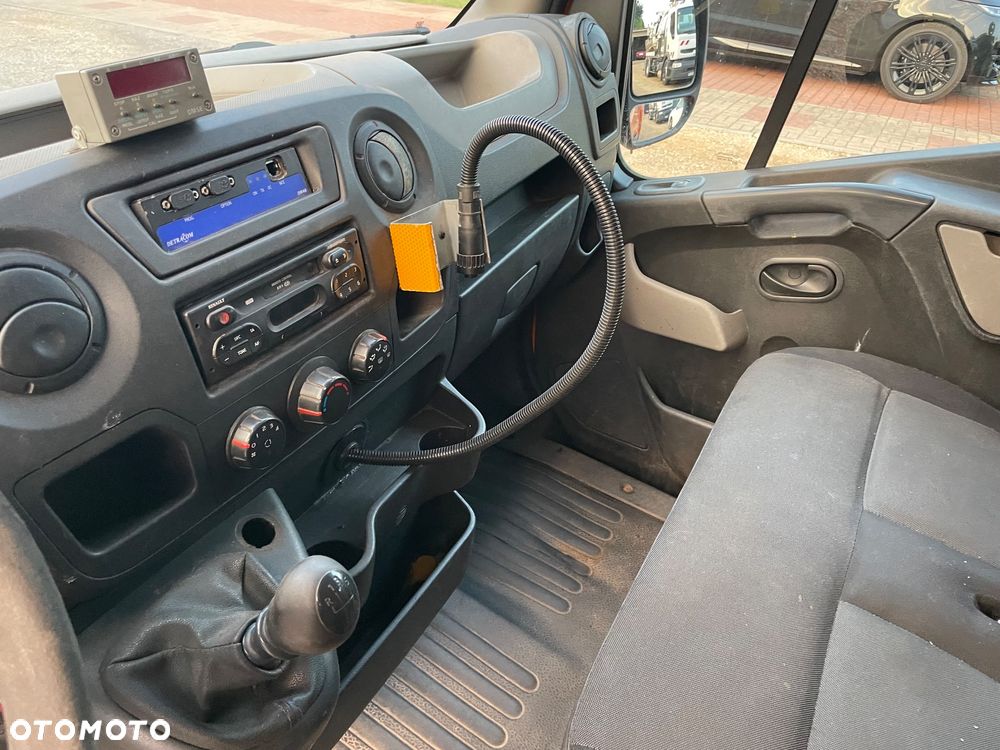 Renault Master wywrotka dubel kabina 7 osób - 22