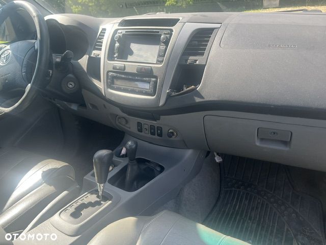 Toyota Hilux 3.0 D-4D SR5-X (lea) Platinium - 5