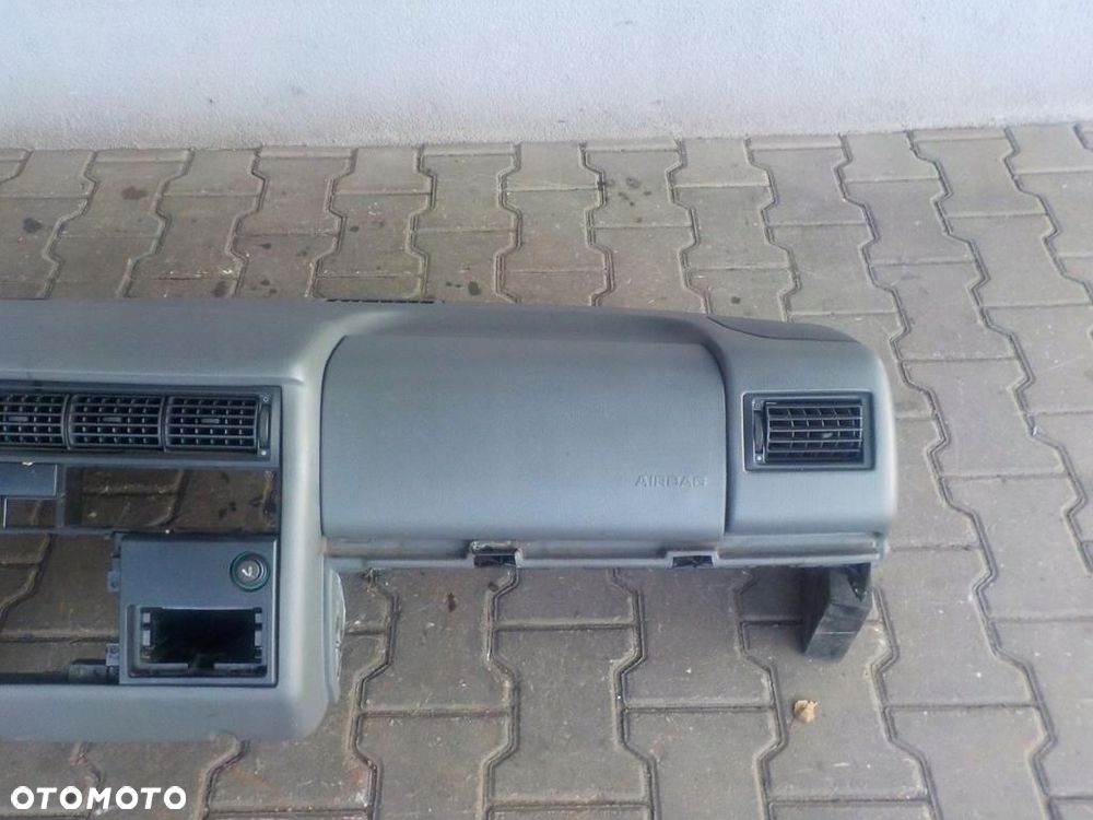 VW T4 96-98 MULTIVAN DESKA ROZDZIELCZA MIĘKKA - 3