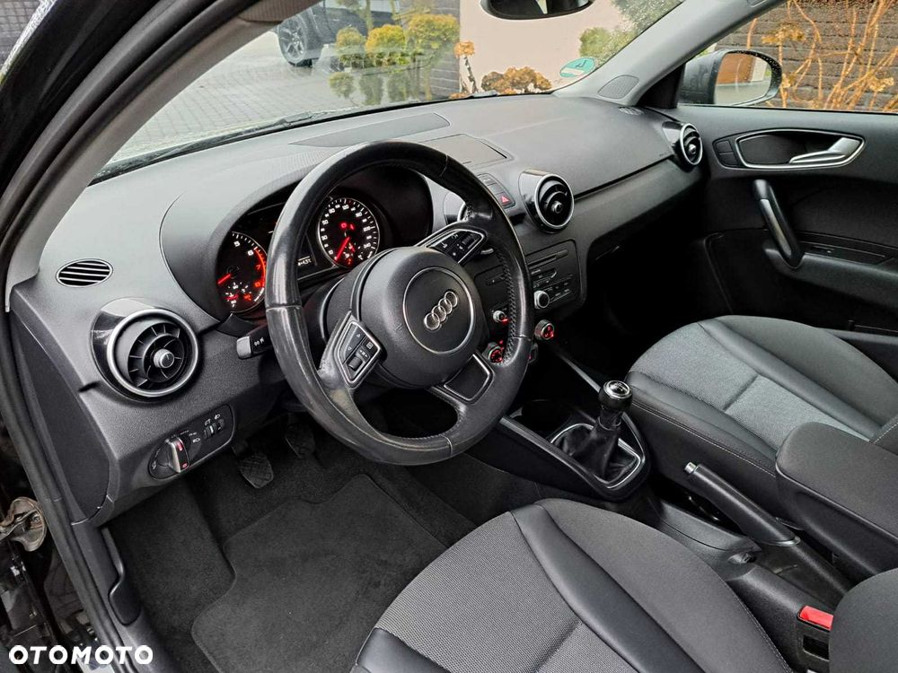 Audi A1 Sportback 1.2 TFSI S line Sportpaket - 6