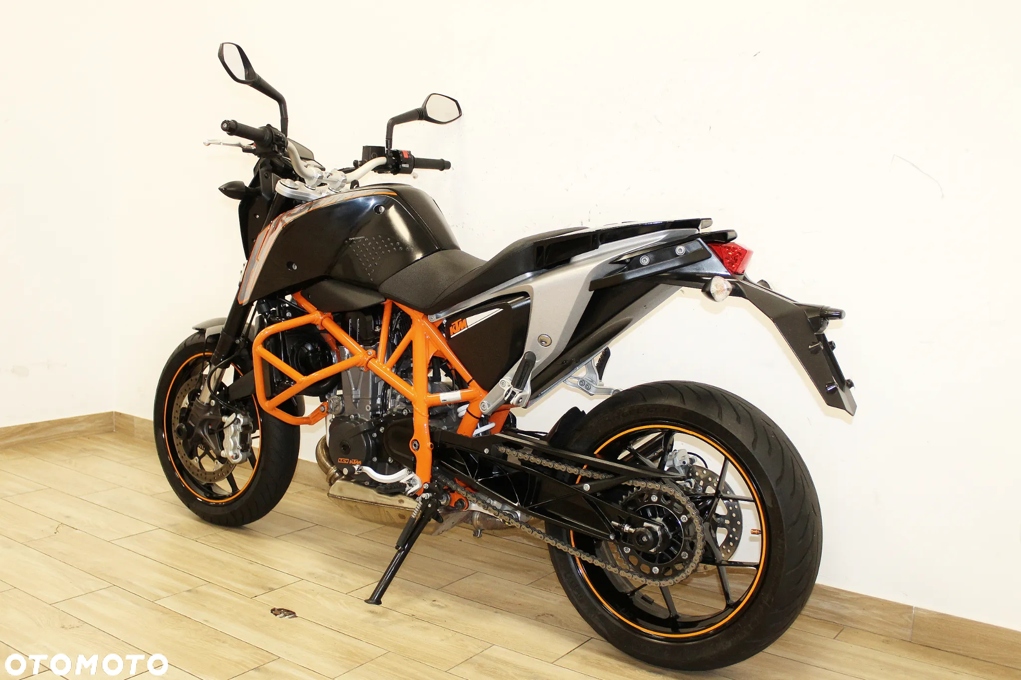 KTM Duke - 16