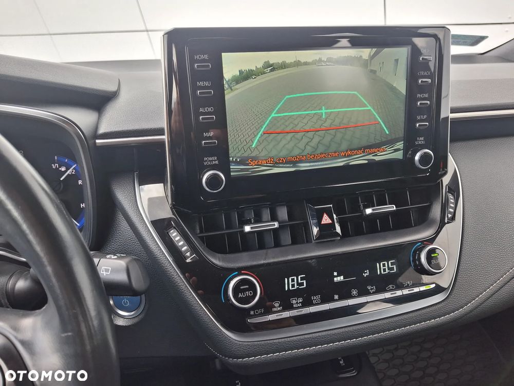 Toyota Corolla 1.8 Hybrid Executive - 9