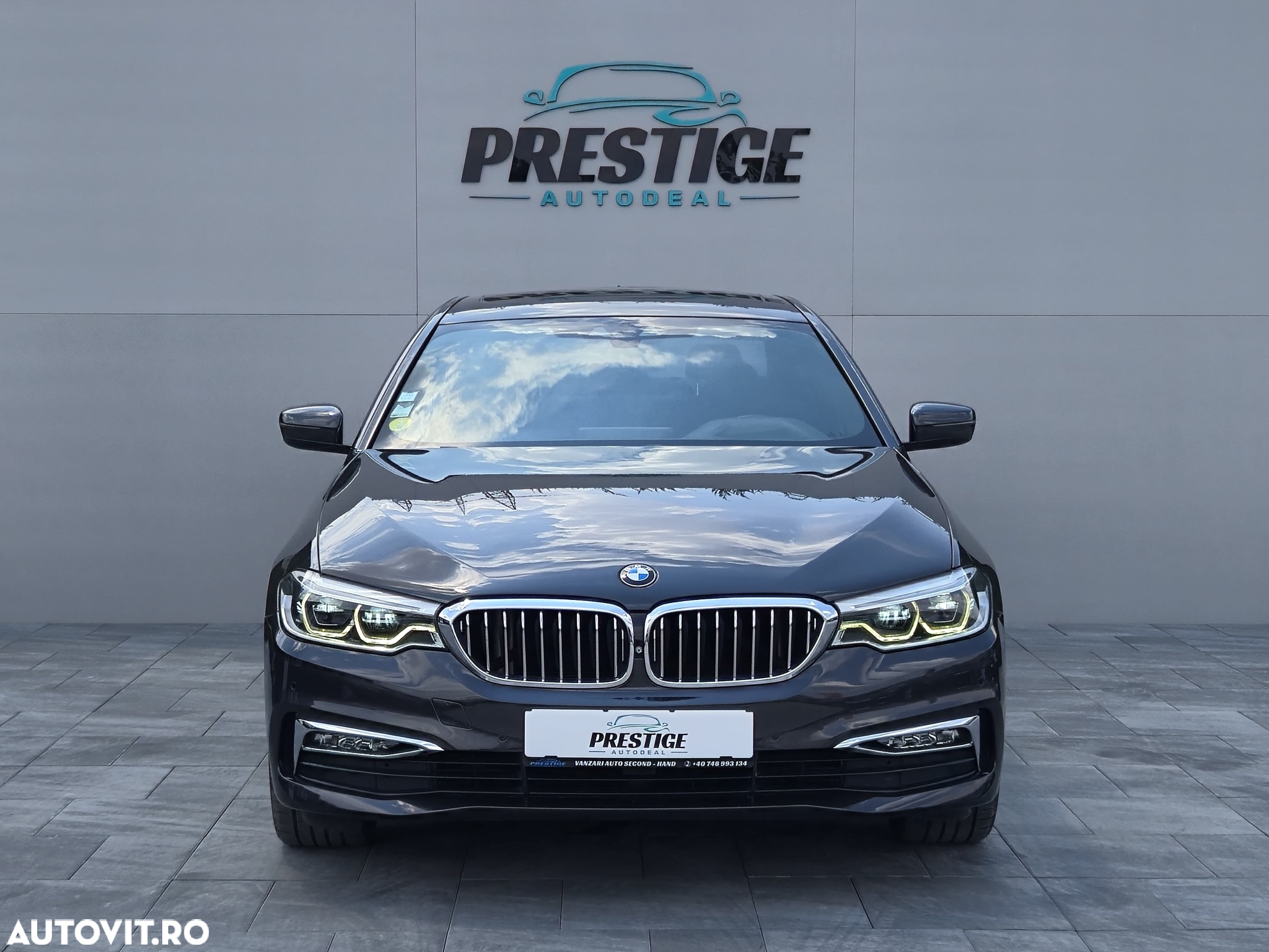 BMW Seria 5 520d xDrive Aut. Luxury Line - 3