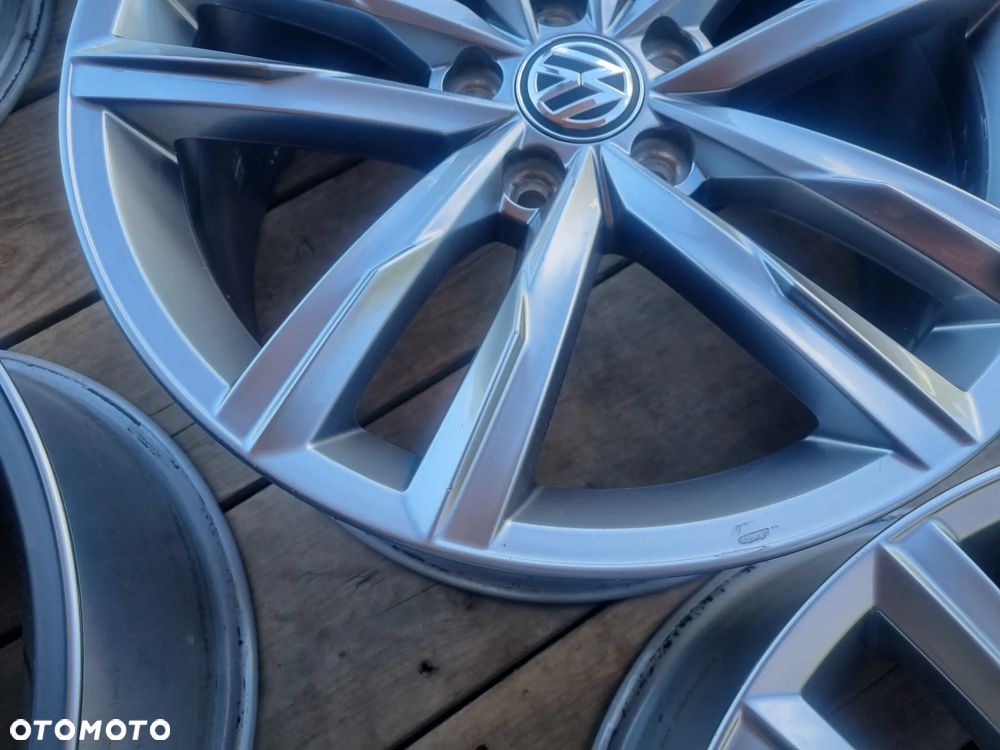 VW PASSAT 3G0,TIGUAN,SEAT LEON,SKODA SUPERB,AUDI 8X18 ET44 5X112 bdb stan - 3