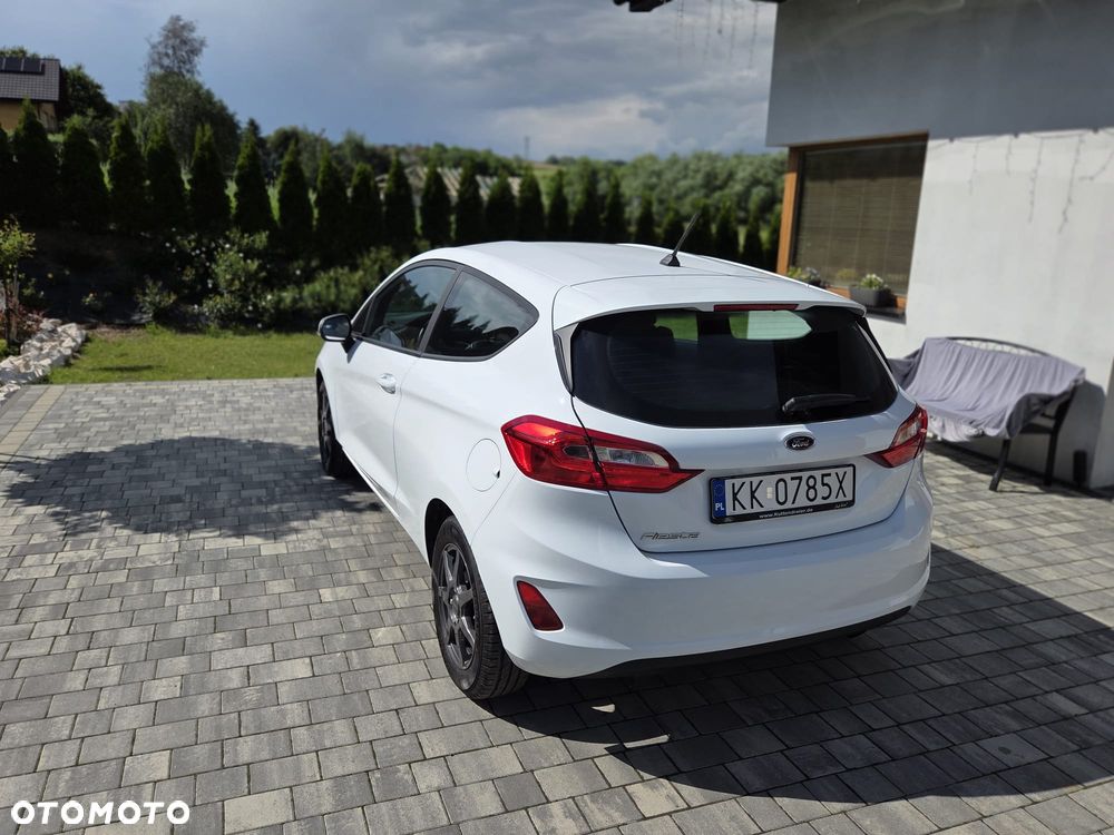 Ford Fiesta 1.1 COOL&CONNECT - 11