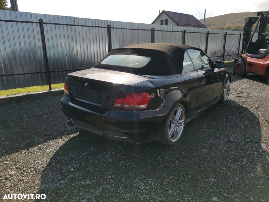 Dezmembram Bmw 120d e88 cabrio din 2009 - 1