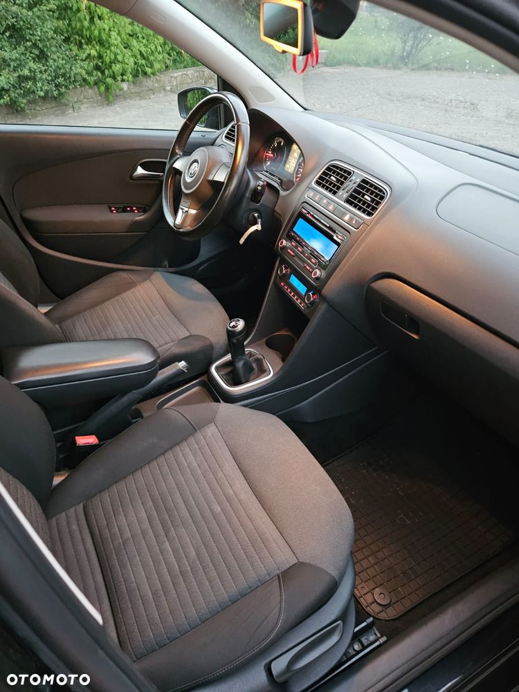 Volkswagen Polo 1.6 TDI DPF Highline - 13