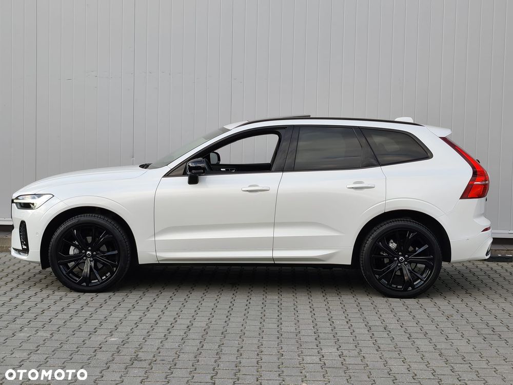 Volvo XC 60 B5 B AWD Ultimate Black Edition - 16