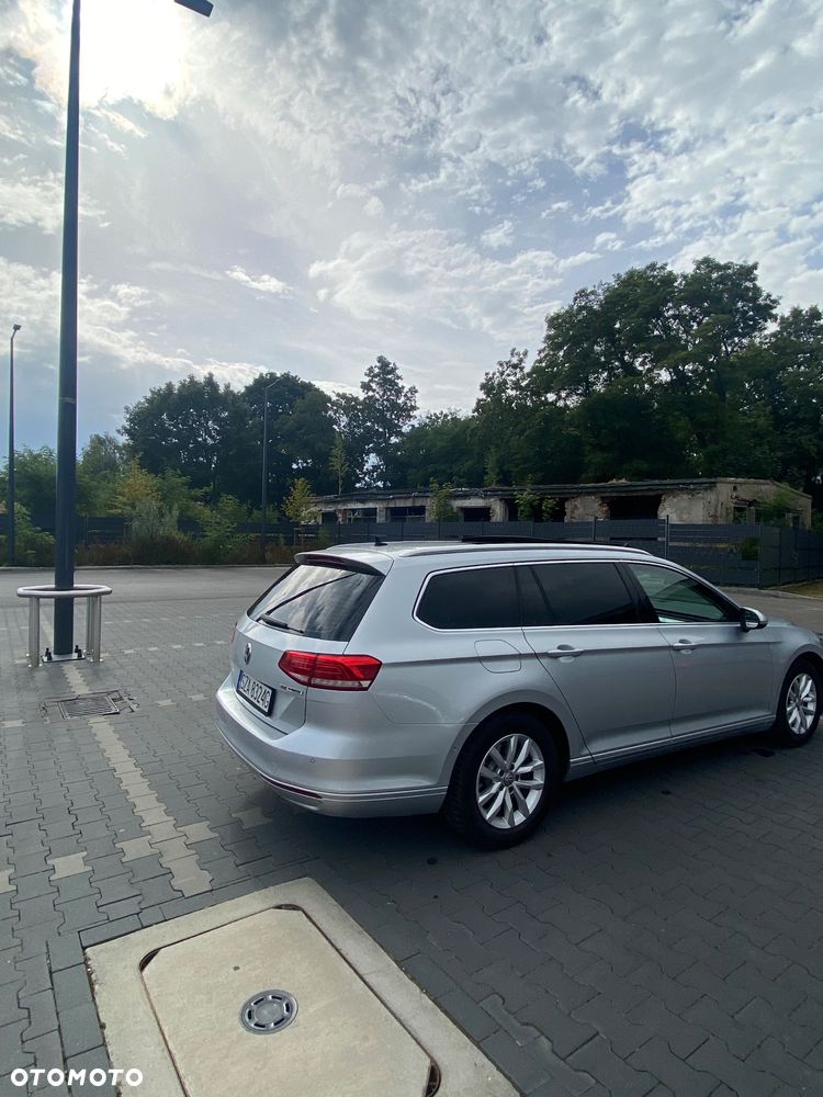 Volkswagen Passat - 5