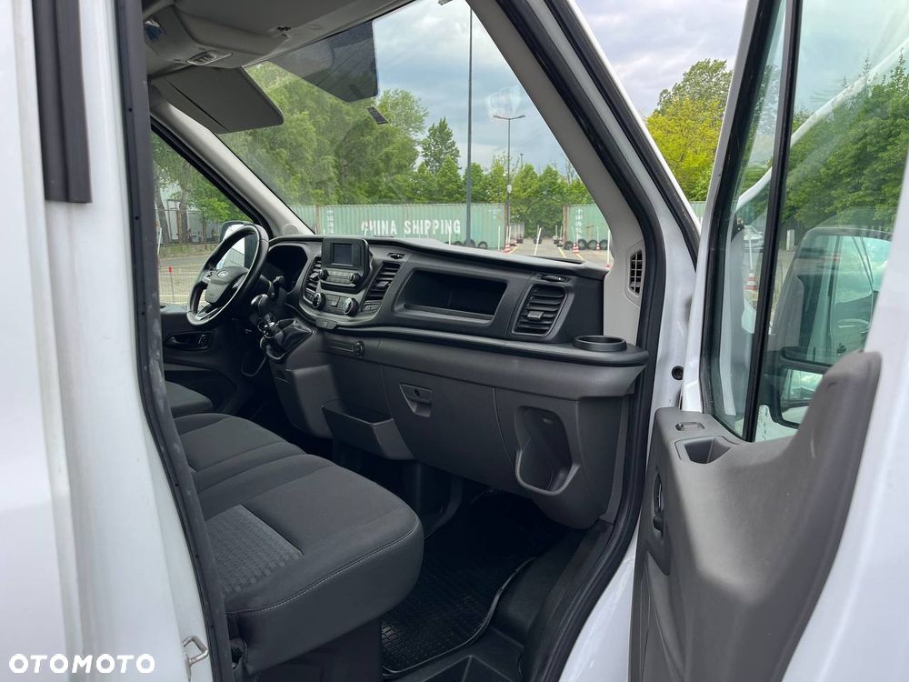 Ford Transit - 8
