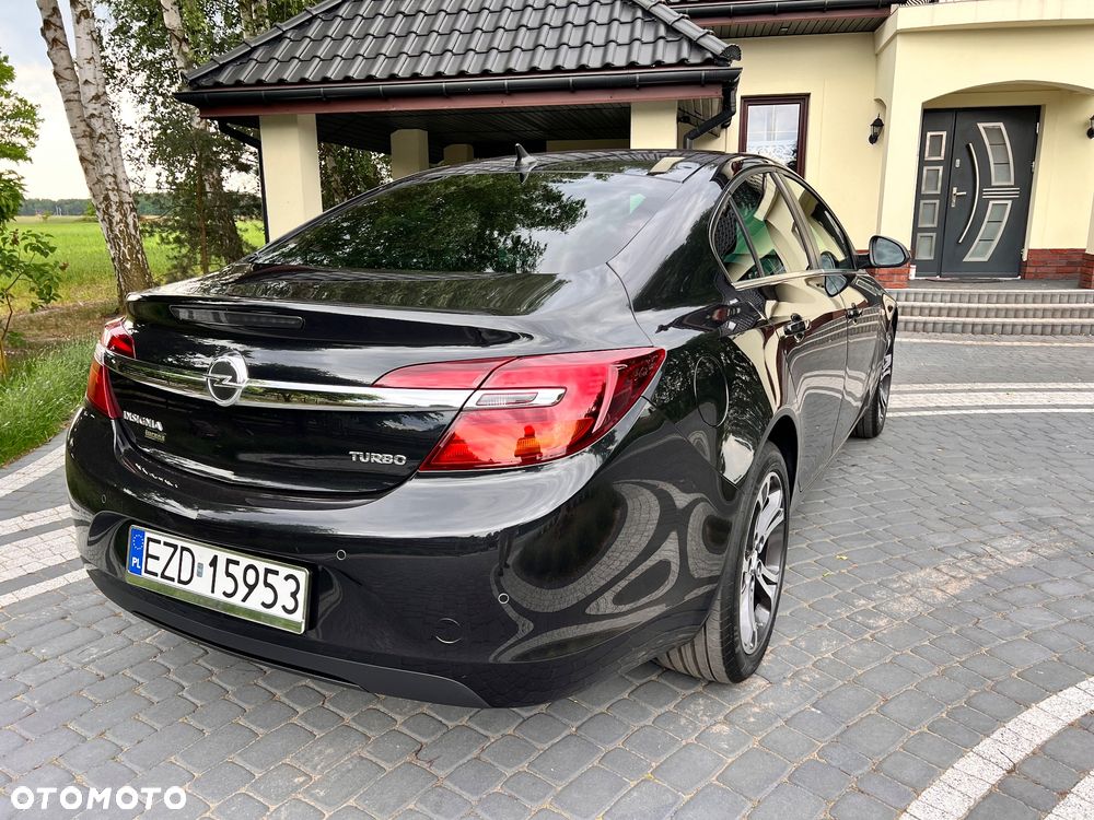 Opel Insignia 1.6 T Cosmo - 3