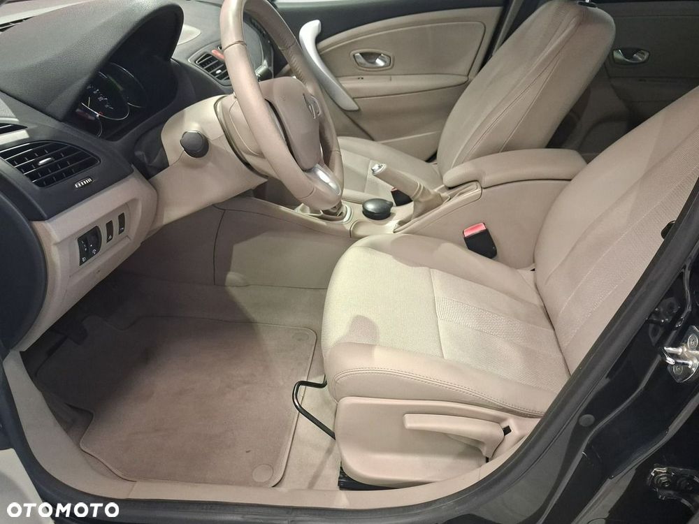 Renault Fluence - 13