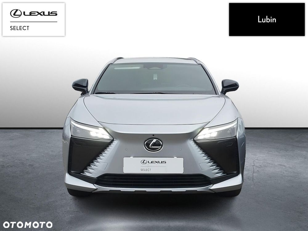 Lexus RZ - 9