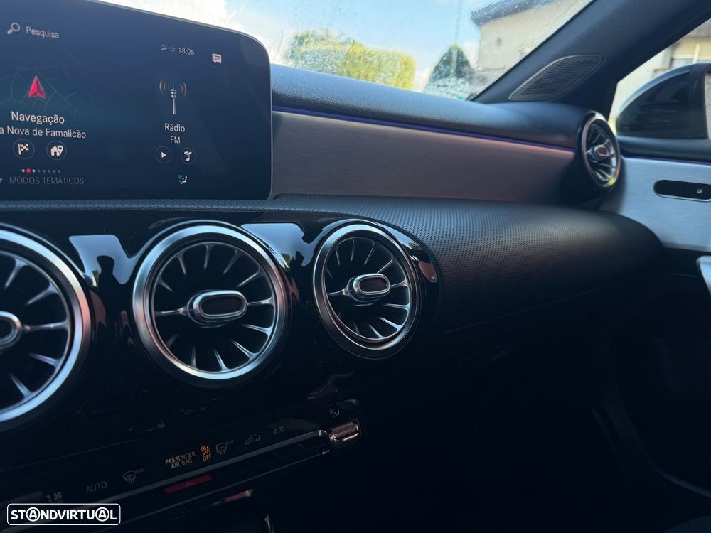 Mercedes-Benz A 200 AMG Line - 13