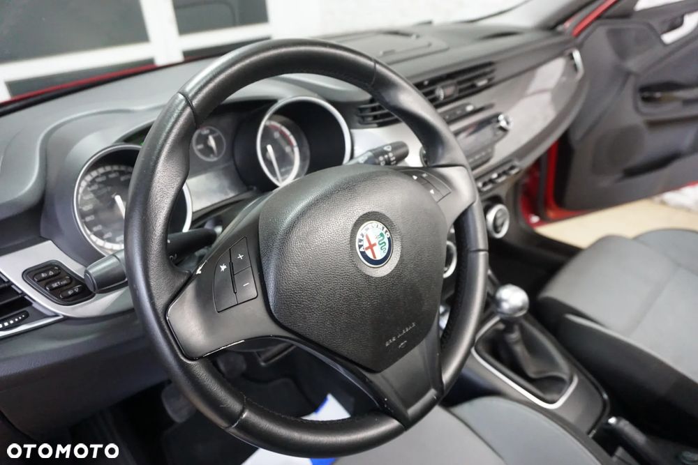 Alfa Romeo Giulietta 2.0 JTDM 16V - 21