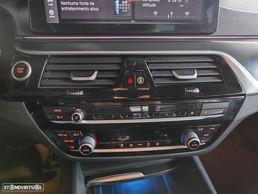 BMW 530 e Pack M - 32