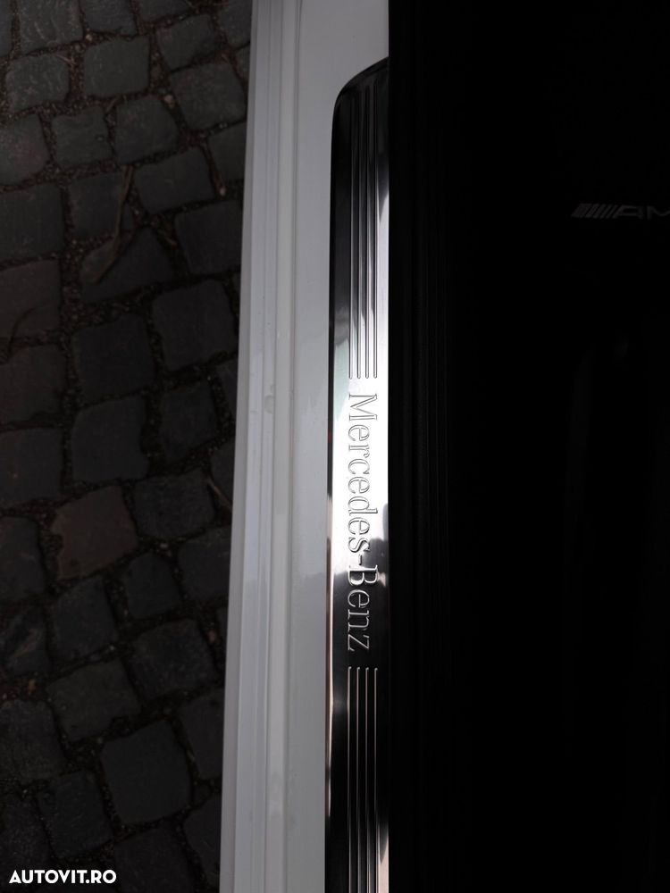 Mercedes-Benz E - 25