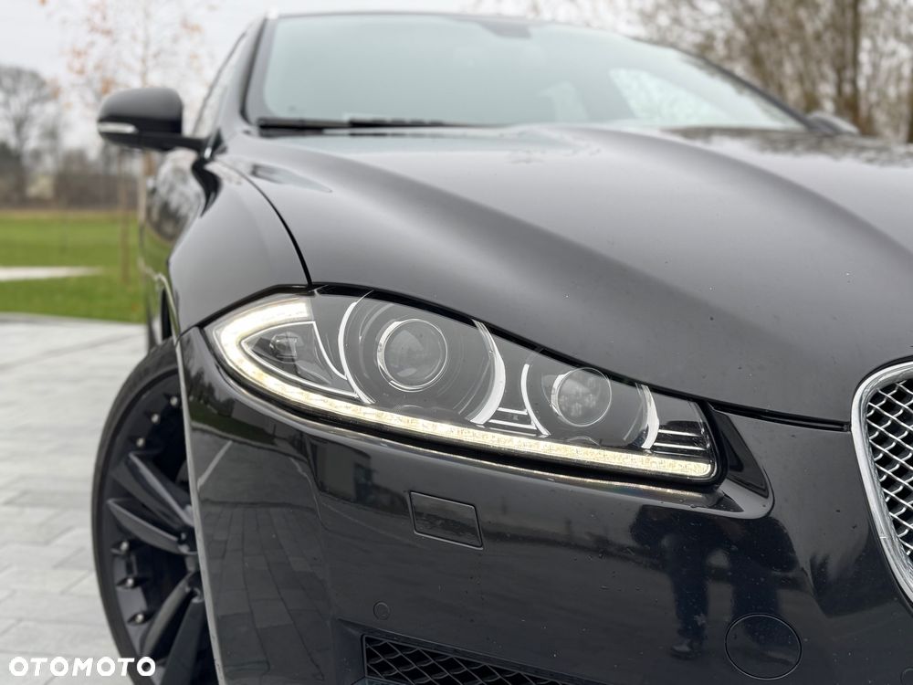 Jaguar XF 3.0 V6 D Premium Luxury - 9