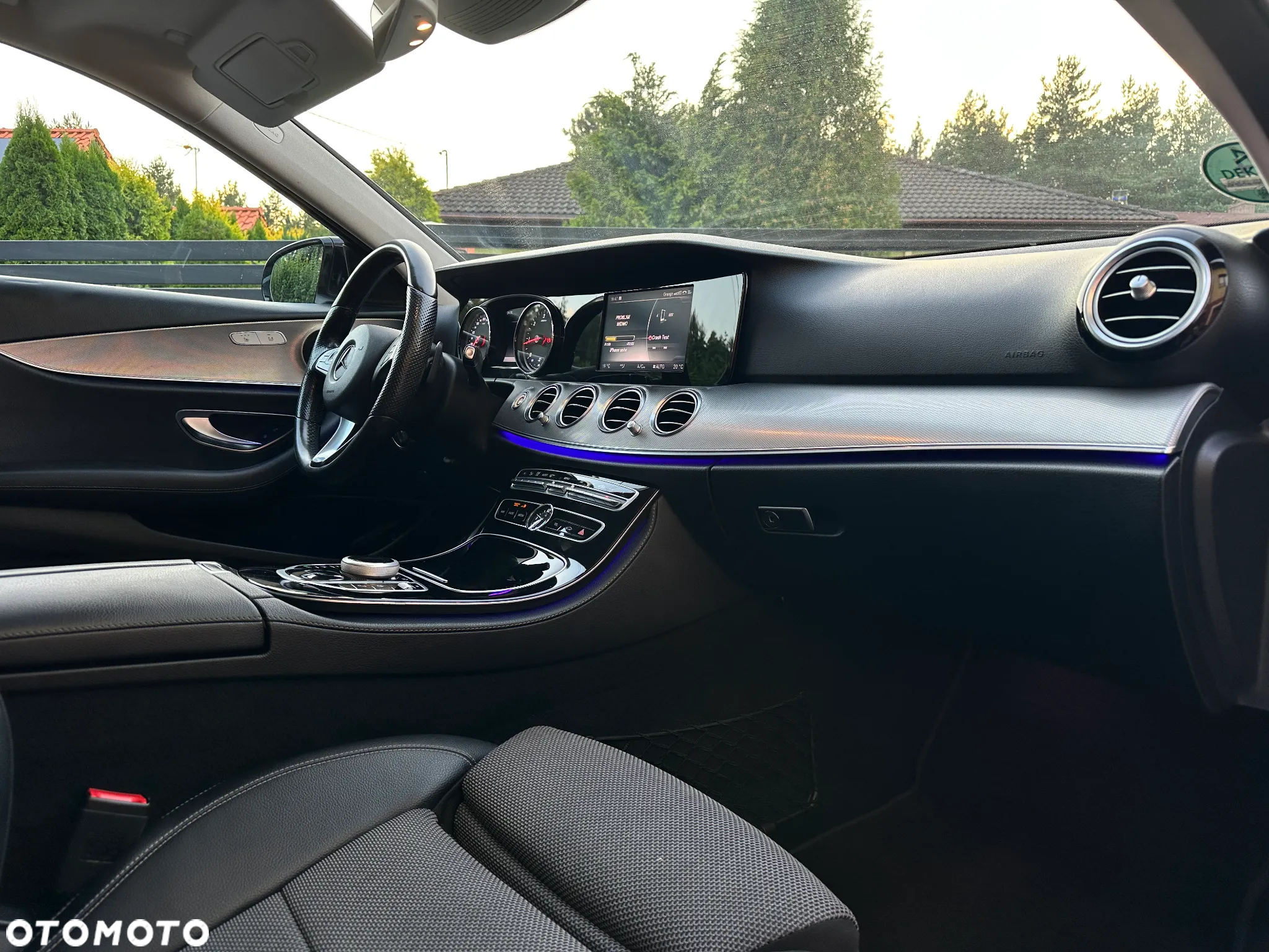 Mercedes-Benz Klasa E 220 d T 9G-TRONIC Avantgarde - 30