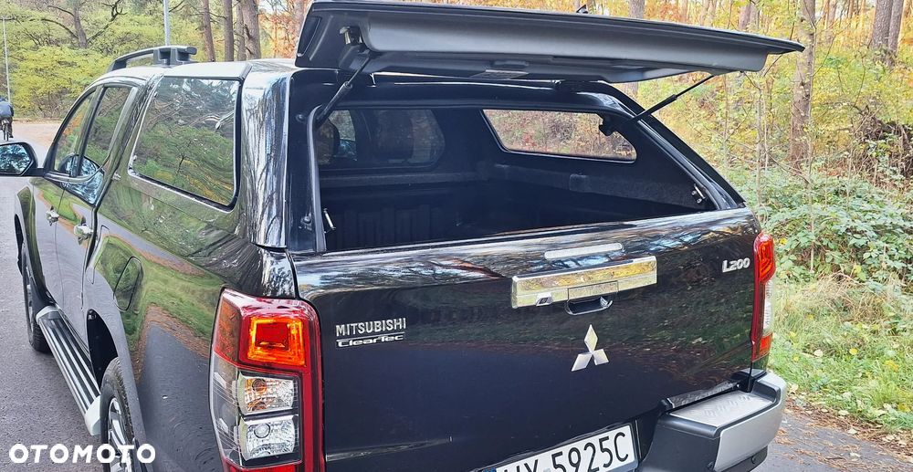 Mitsubishi L200 2.2 d DC Intense - 23