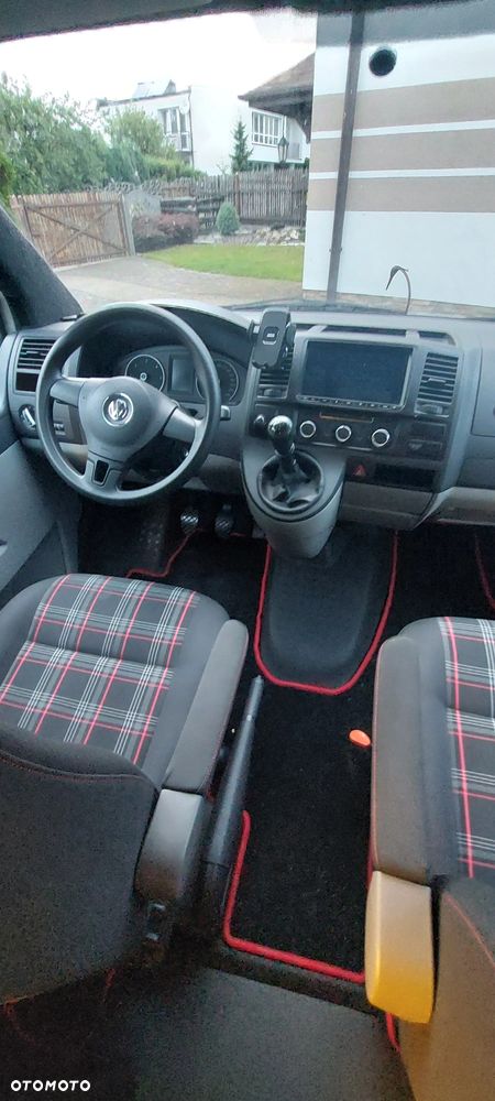 Volkswagen Transporter Caravelle Edition - 23