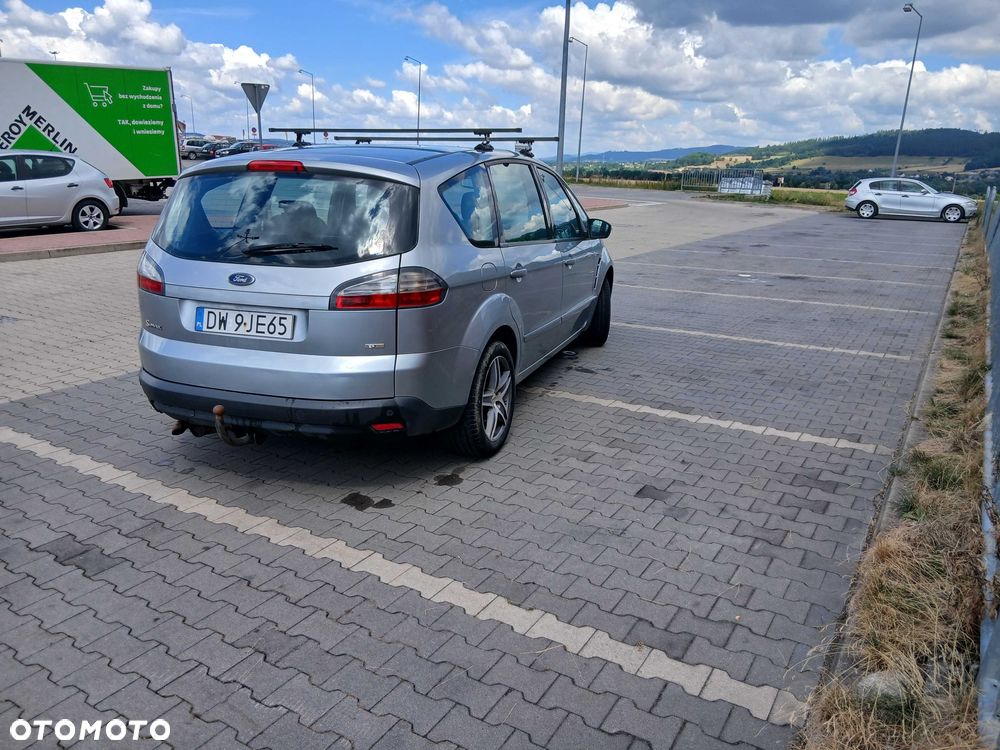 Ford S-Max - 6