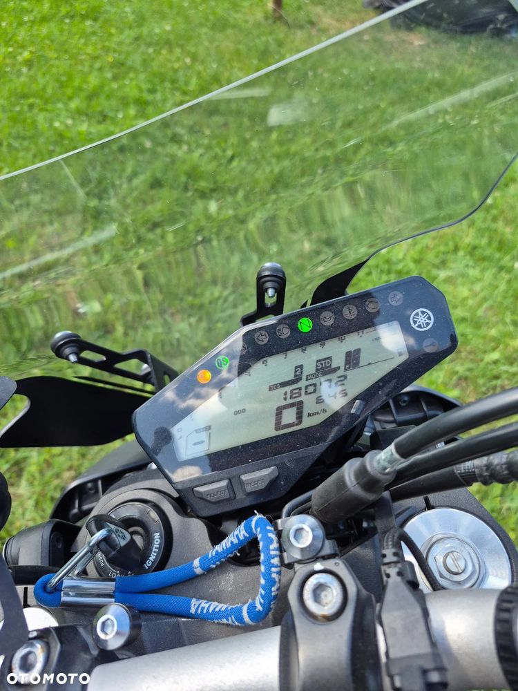 Yamaha MT - 11