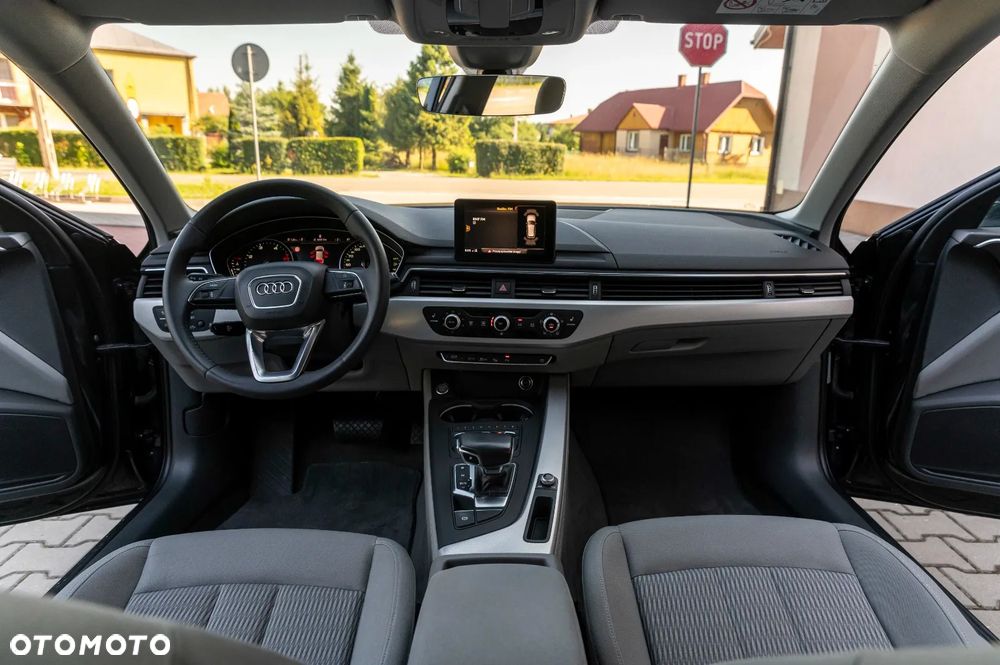Audi A4 Avant 2.0 TDI S tronic - 25