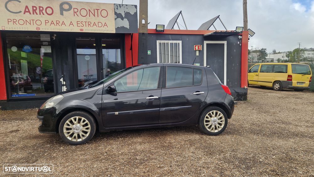 Renault Clio 1.5 dCi Dynamique S - 2
