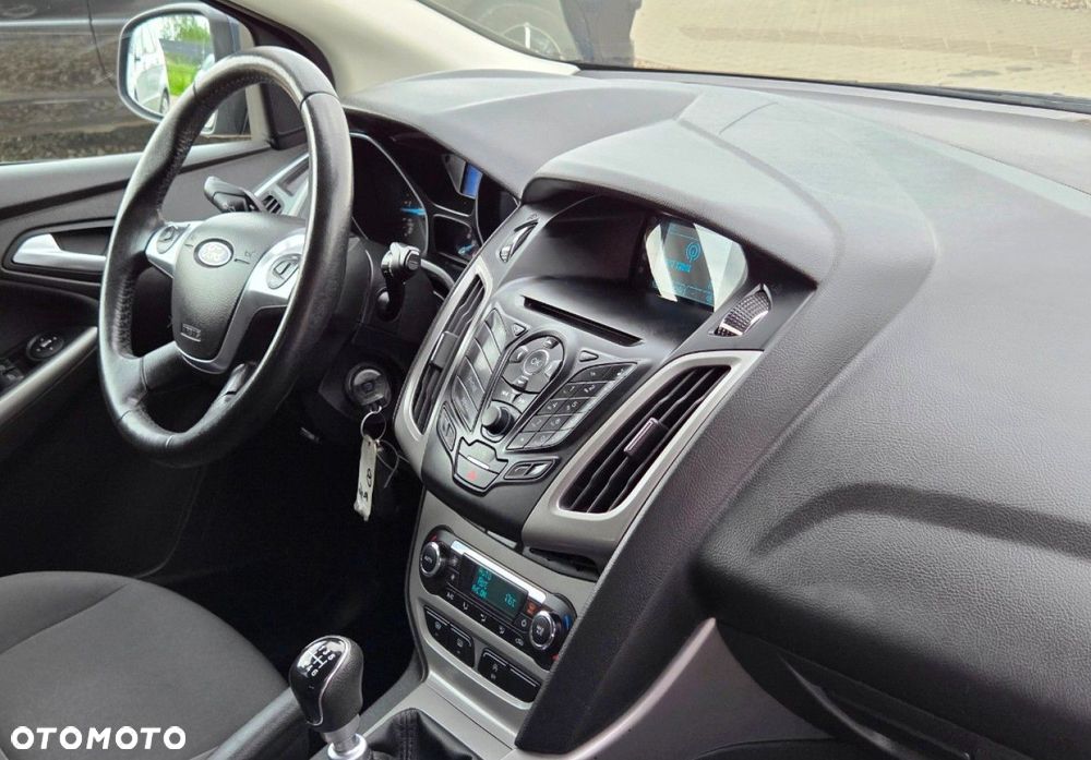 Ford Focus - 9