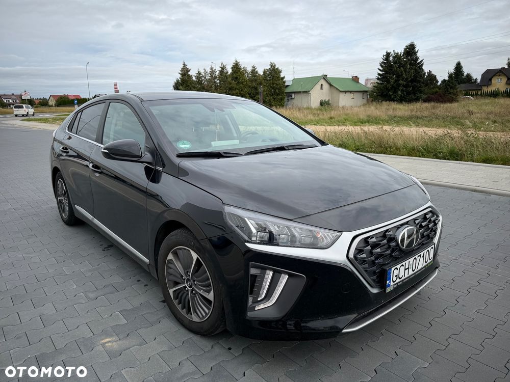 Hyundai IONIQ - 2