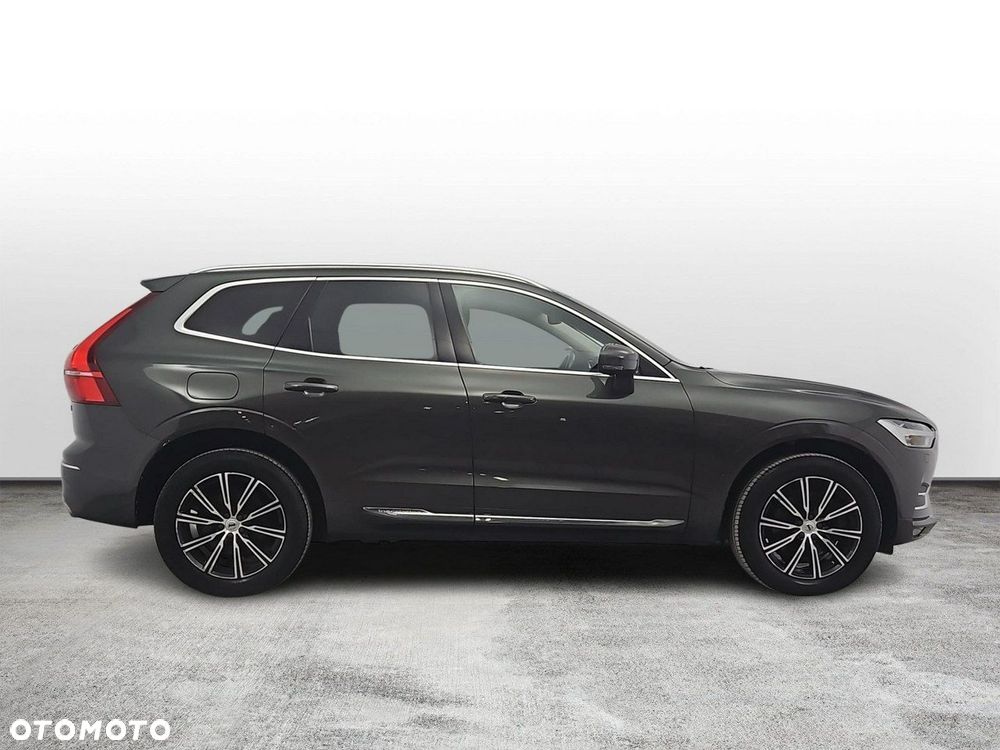 Volvo XC 60 D5 SCR AWD Inscription - 6