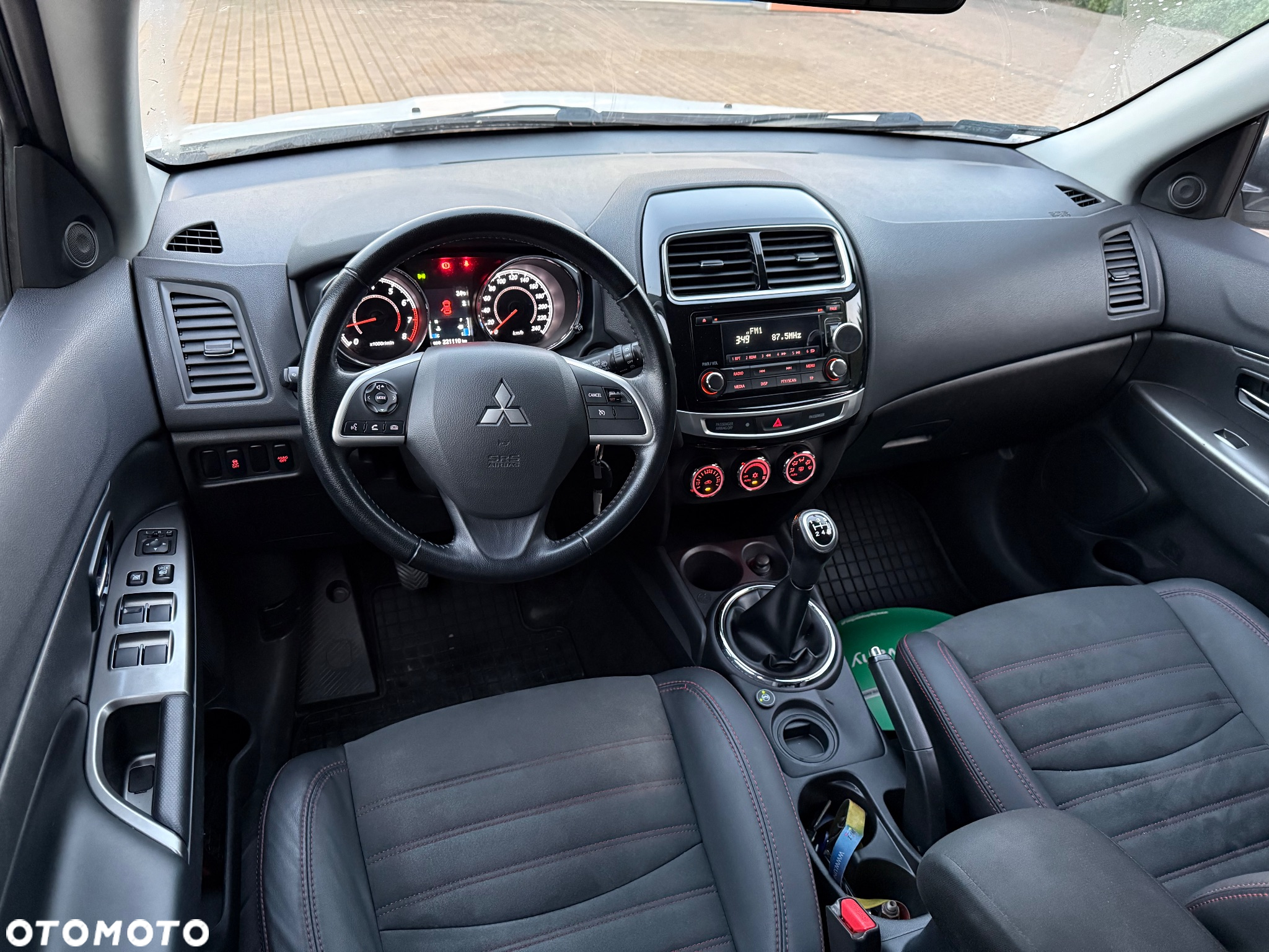 Mitsubishi ASX 1.6 Active - 16