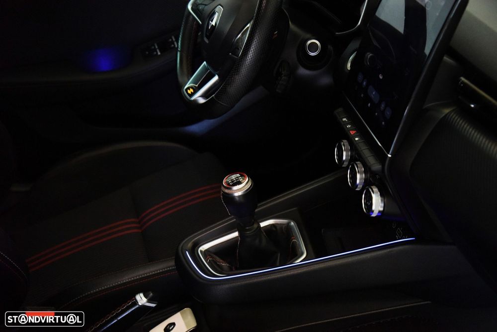 Renault Clio 1.0 TCe RS Line - 32