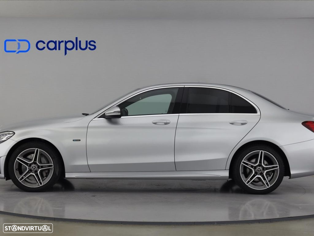 Mercedes-Benz C 300 de AMG Line - 4