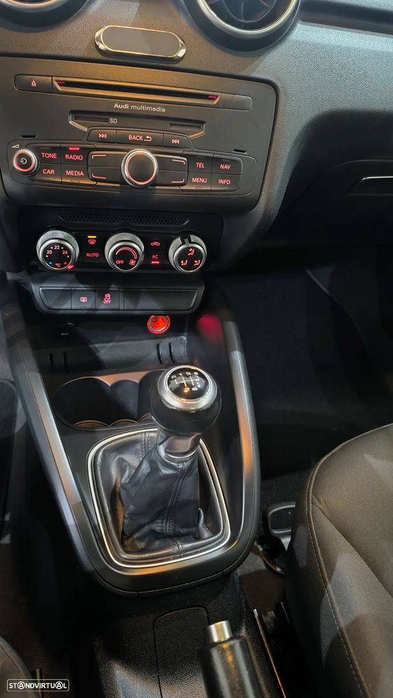 Audi A1 1.6 TDI S line Sport Pack - 17