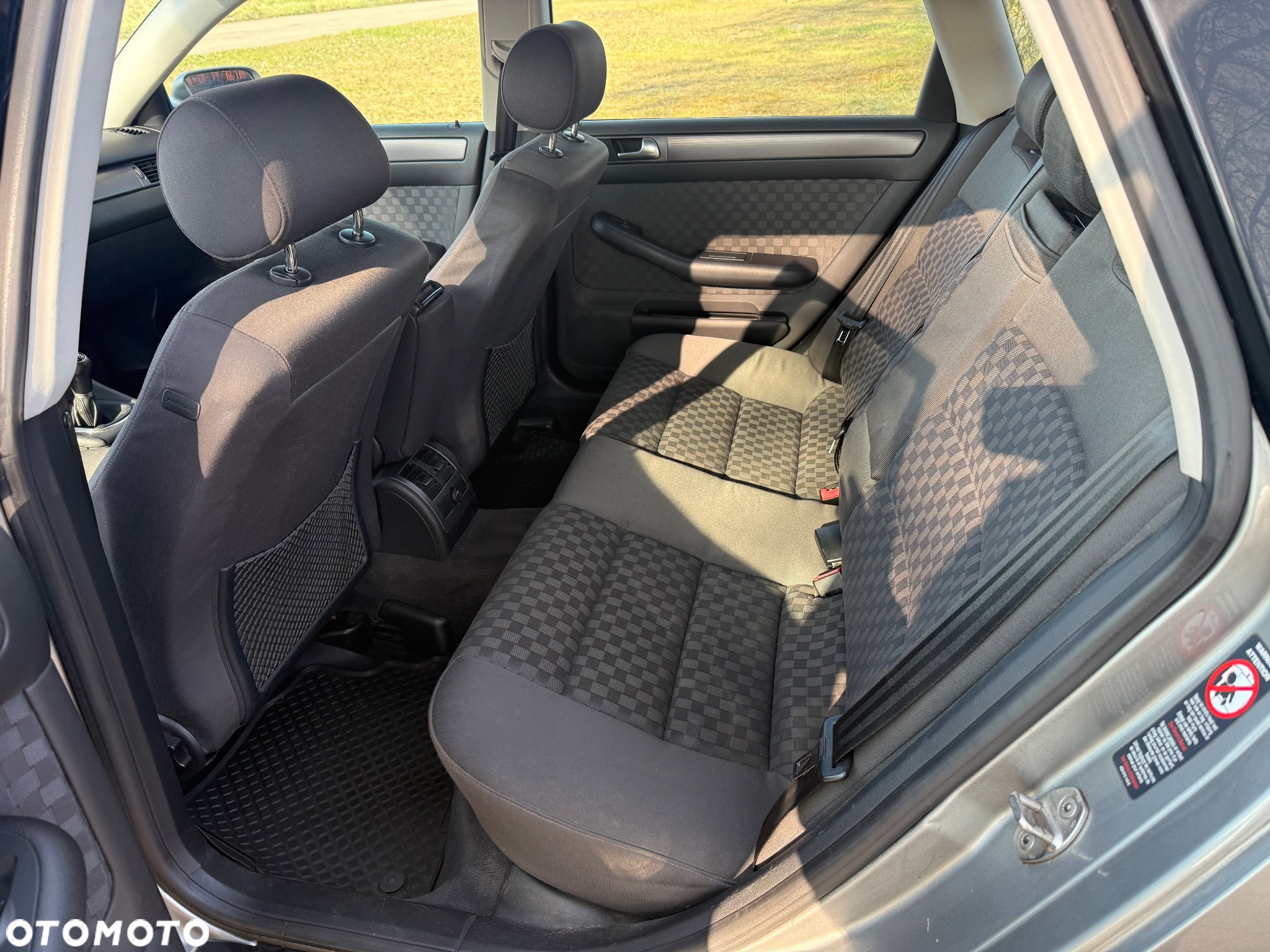 Audi A6 Avant 1.8 T - 12