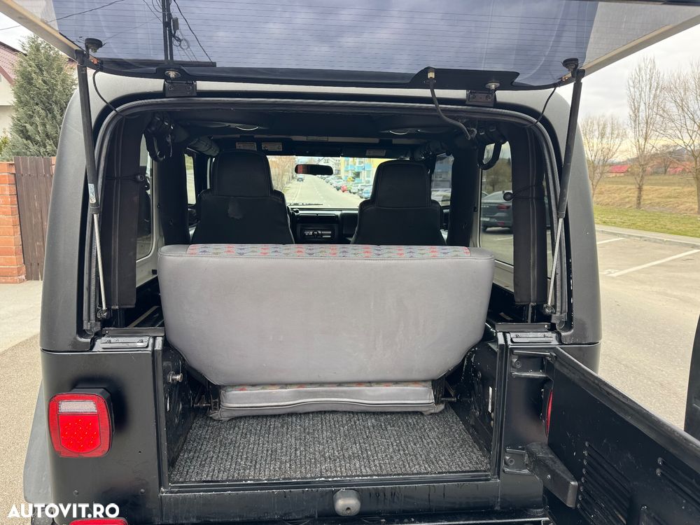 Jeep Wrangler 2.4 Sport - 23