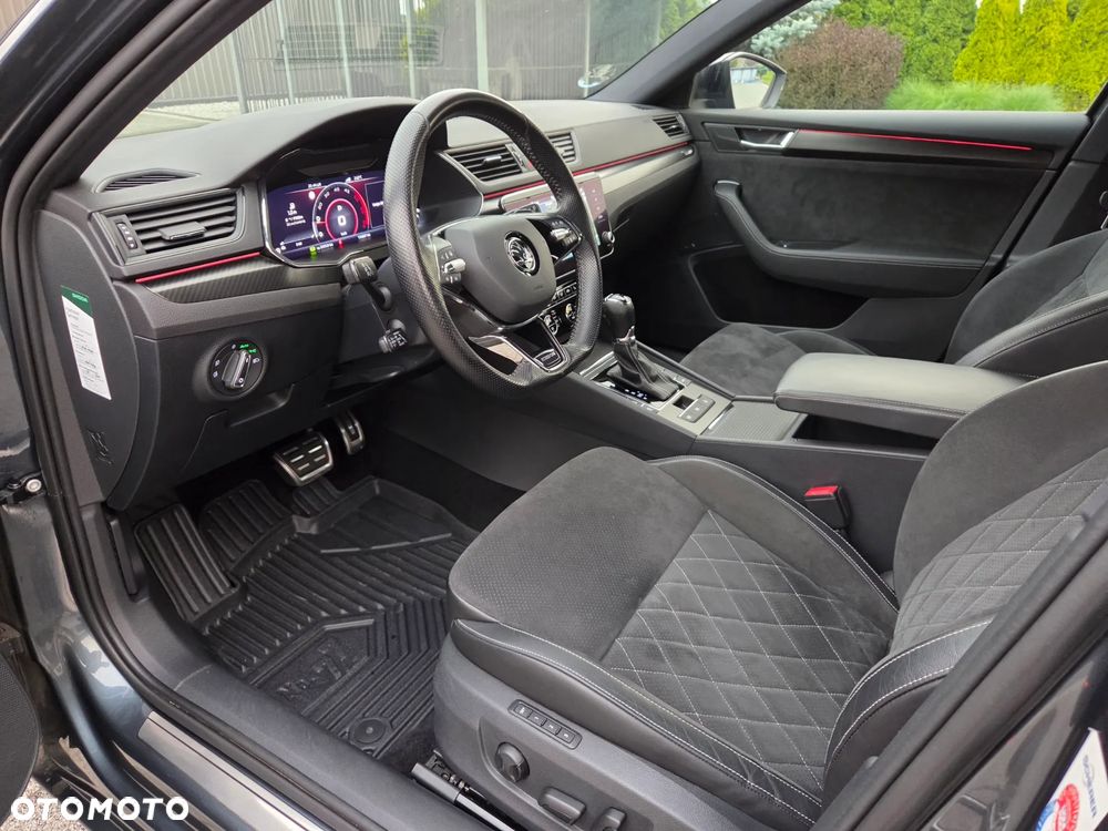 Skoda Superb 2.0 TDI 4x4 DSG Sportline - 10