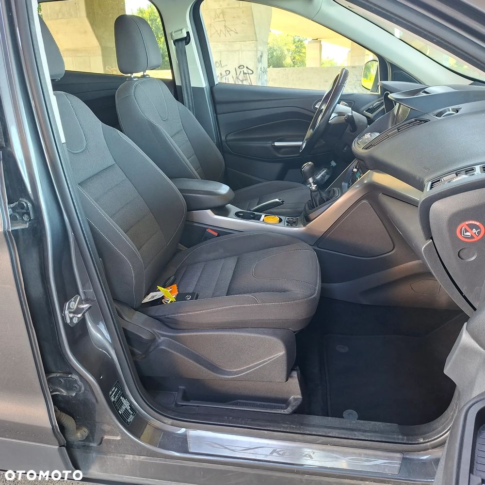 Ford Kuga 1.5 EcoBoost 2x4 Business Edition - 20